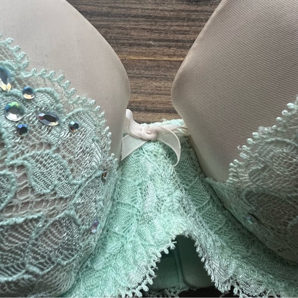 Victoria’s Secret Dream Angel Lined Demi Mint Lace Bra Size 34B - Picture 2 of 6